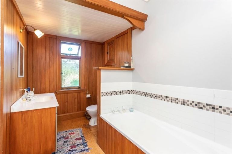 Photo of property in 12 Mayfield Avenue, Mairehau, Christchurch, 8013