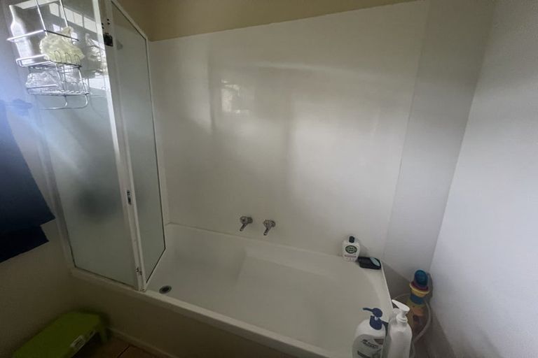 Photo of property in 11 Ring Lane, Paparangi, Wellington, 6037