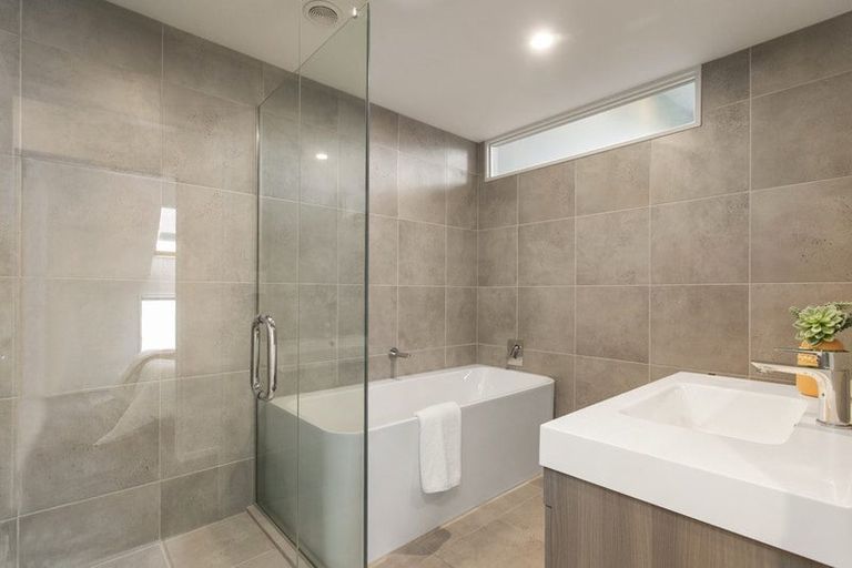 Photo of property in 12a Brockworth Place, Riccarton, Christchurch, 8011