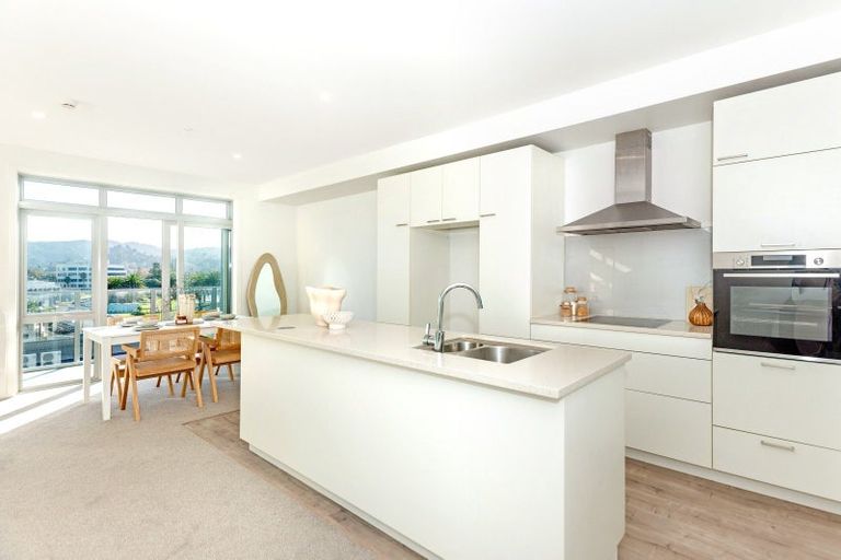 Photo of property in 3/4 Reads Quay, Gisborne, 4010