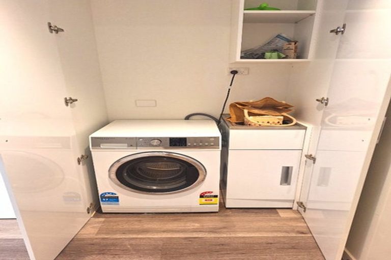 Photo of property in 18/6u Oswald Crescent, Paparangi, Wellington, 6037