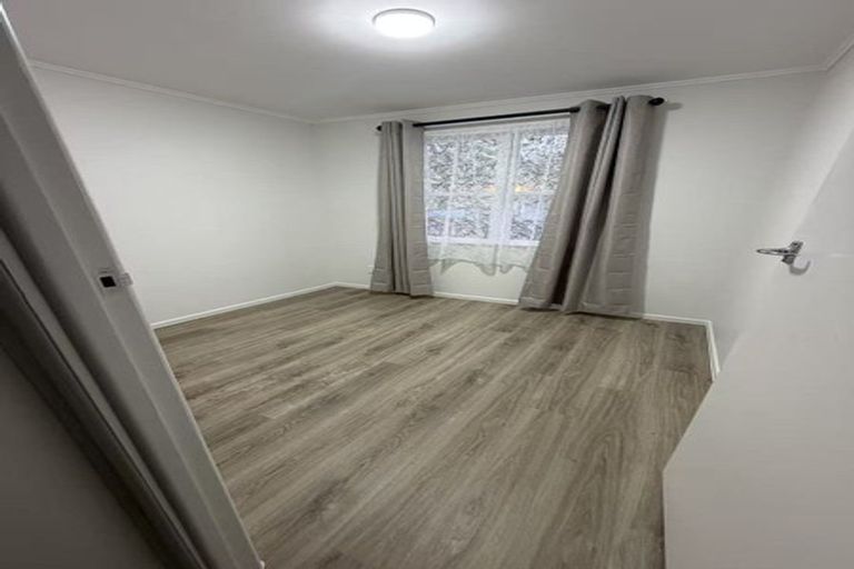 Photo of property in 26 Pinedale Place, Henderson, Auckland, 0610