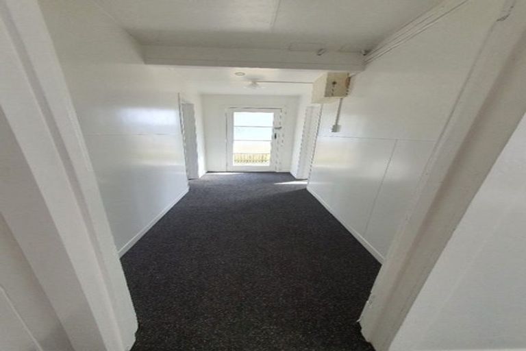 Photo of property in 19 Lombard Street, Palmerston North, 4410