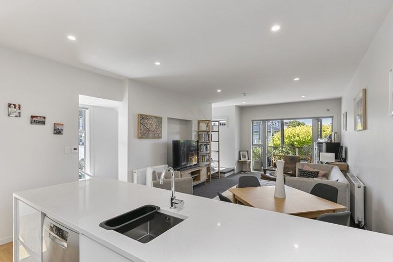 Photo of property in 3d Park Street, Thorndon, Wellington, 6011