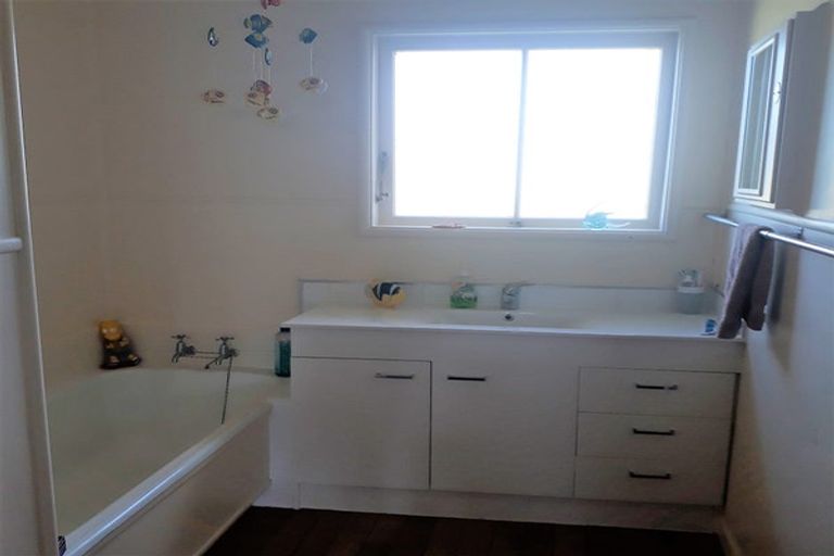 Photo of property in 78 Creamery Road, Pollok, 2683