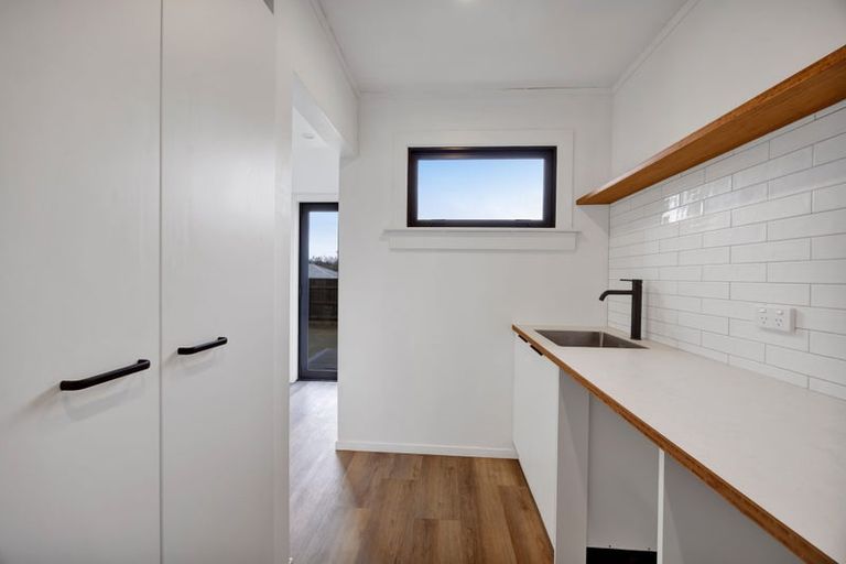 Photo of property in 15 Craig Street, Stratford, 4332