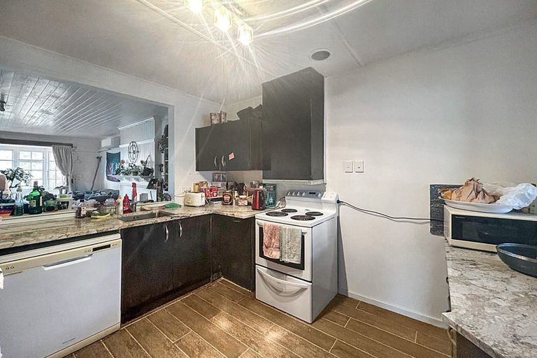 Photo of property in 7a Karaka Street, Castlecliff, Whanganui, 4501