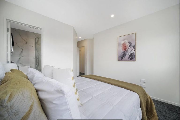 Photo of property in 9 Arapapa Road, Papakura, 2110