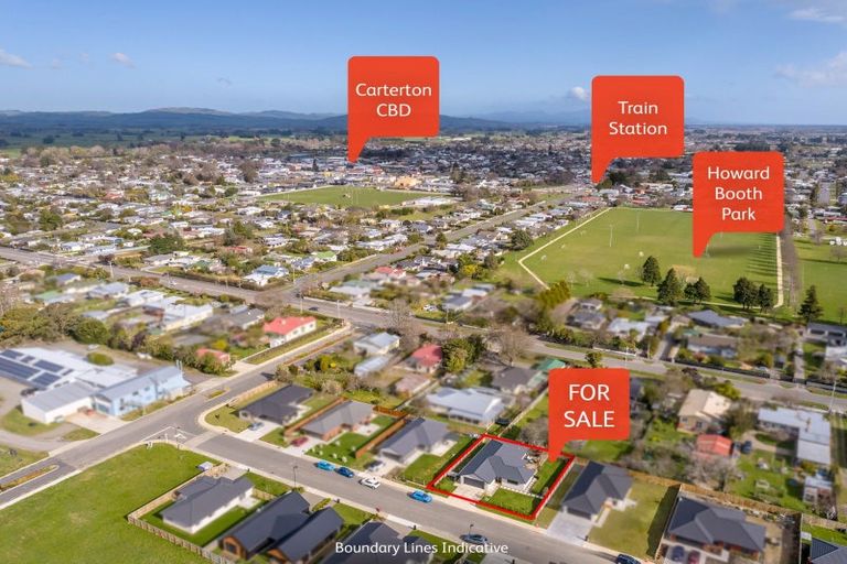 Photo of property in 7 Kakariki Crescent, Carterton, 5713