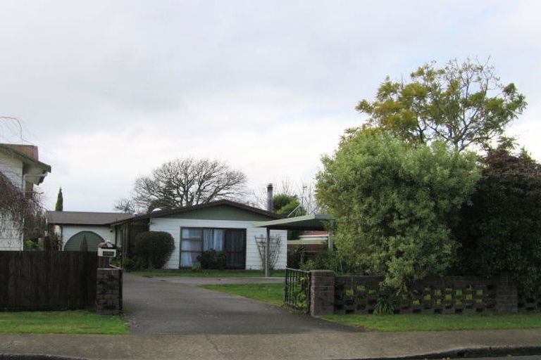 Photo of property in 500 Grove Road, Mayfair, Hastings, 4122