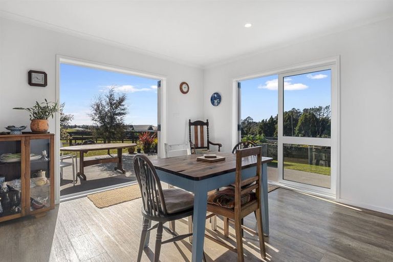 Photo of property in 20 Sarona Park Drive, Omanawa, 3171