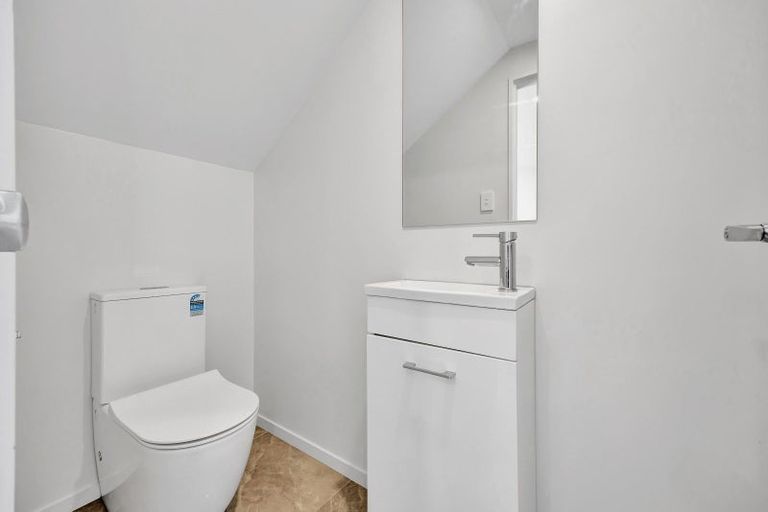 Photo of property in 9u4 Maitland Street, Frankton, Hamilton, 3204