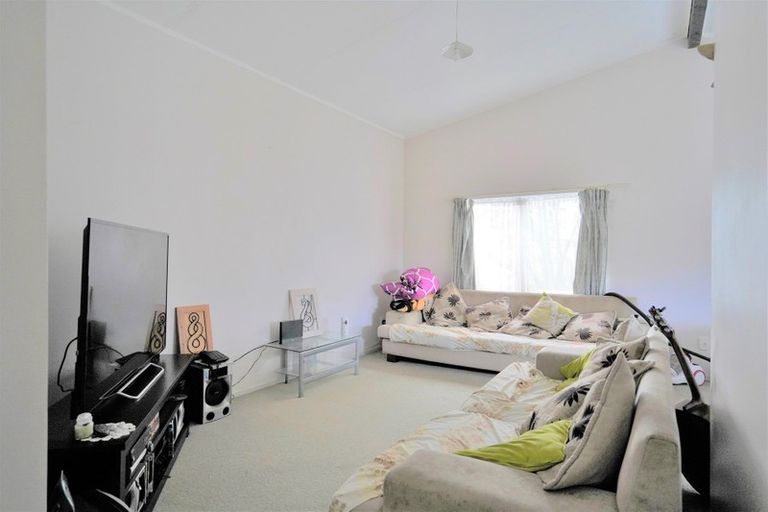 Photo of property in 11 Aratiatia Place, Tikipunga, Whangarei, 0112