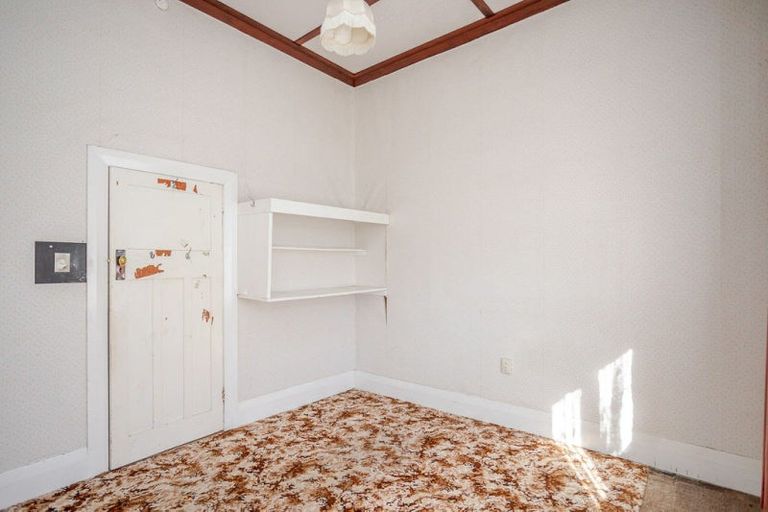 Photo of property in 36 Mcphee Street, Dannevirke, 4930