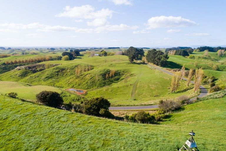 Photo of property in 454 Watershed Road, Bunnythorpe, 4470