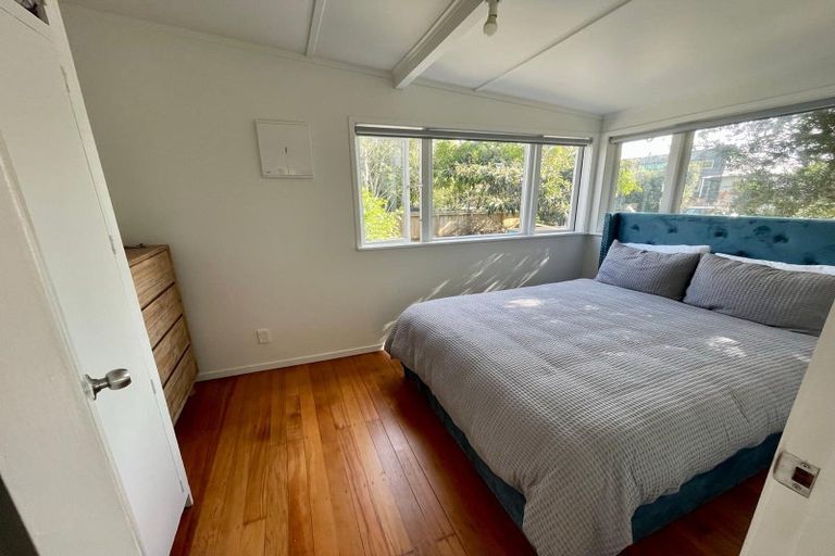 Photo of property in 61 Kauri Road, Stanmore Bay, Whangaparaoa, 0932