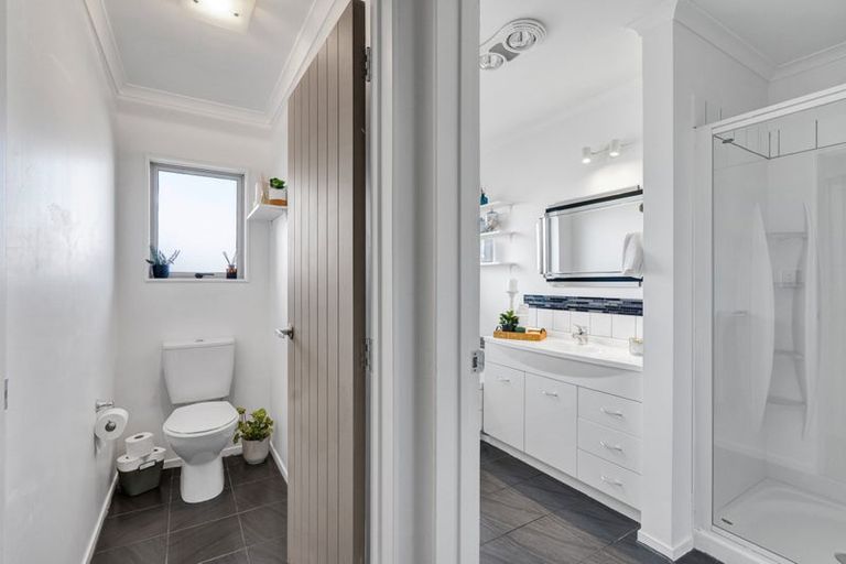 Photo of property in 28a Jules Crescent, Bell Block, New Plymouth, 4312