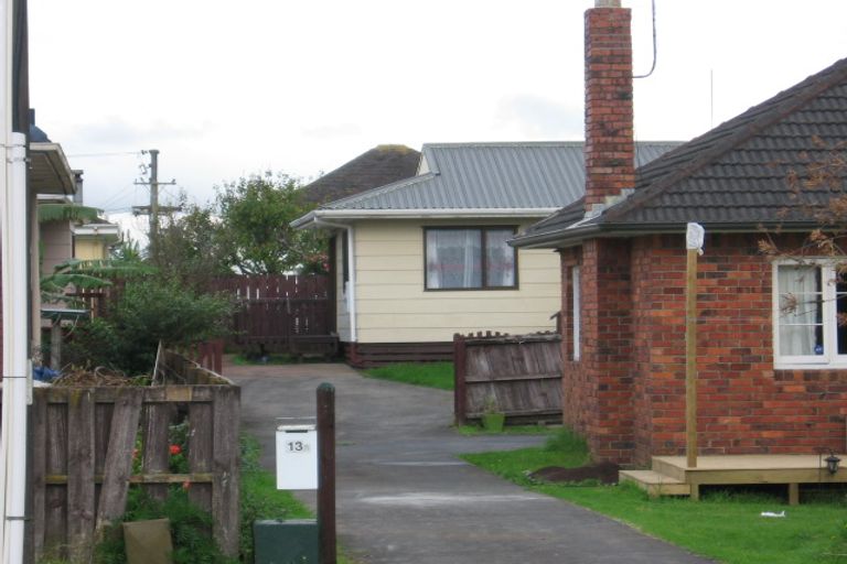 Photo of property in 2/13 Ballance Avenue, Papatoetoe, Auckland, 2104