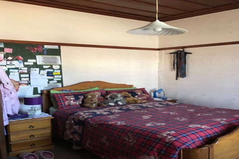 Photo of property in 16 Rira Street, Marton, 4710