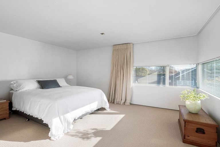 Photo of property in 97a Fendalton Road, Fendalton, Christchurch, 8014