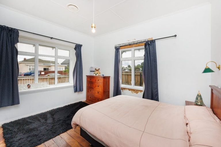 Photo of property in 7 Pirie Street, Palmerston North, 4410