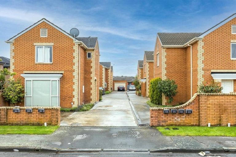 Photo of property in 12d George Street, Riccarton, Christchurch, 8041