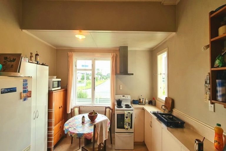 Photo of property in 13 Rimu Street, Marton, 4710