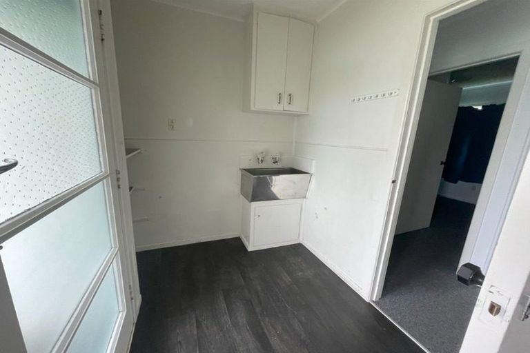 Photo of property in 10 Celia Place, Mangere East, Auckland, 2024