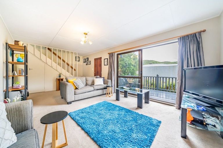 Photo of property in 6a Matariki Grove, Wainuiomata, Lower Hutt, 5014
