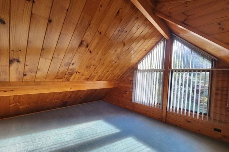 Photo of property in 207a Kawaha Point Road, Kawaha Point, Rotorua, 3010