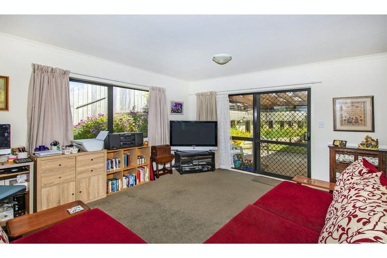 Photo of property in 83 Ridgeway Drive, Te Kamo, Whangarei, 0112