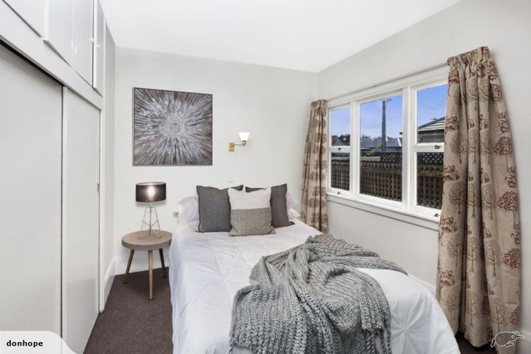 Photo of property in 24 Plynlimon Road, Fendalton, Christchurch, 8052
