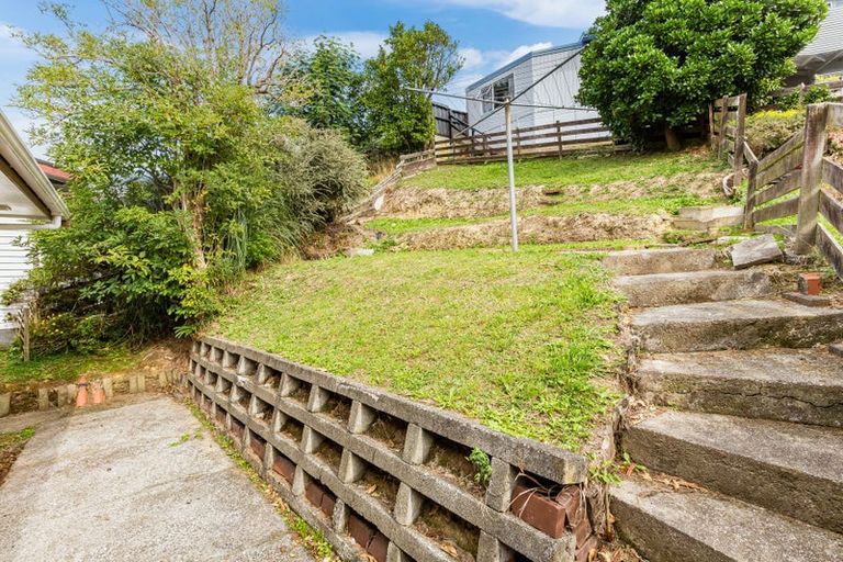 Photo of property in 7 Halyard Place, Whitby, Porirua, 5024