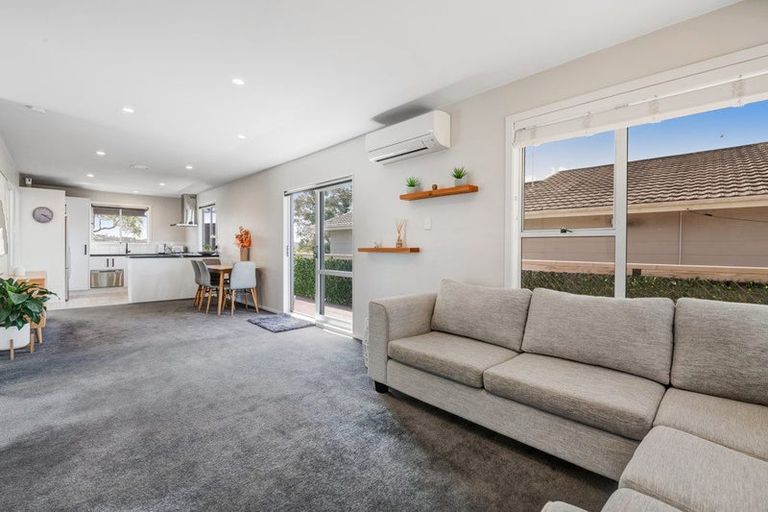 Photo of property in 84 Stanmore Bay Road, Stanmore Bay, Whangaparaoa, 0932