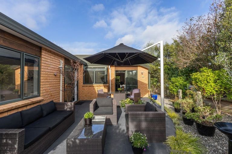 Photo of property in 11 Harry Shaw Way, Raumati South, Paraparaumu, 5032