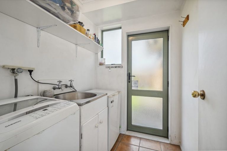 Photo of property in 2 Ashmore Place, Fairy Springs, Rotorua, 3015