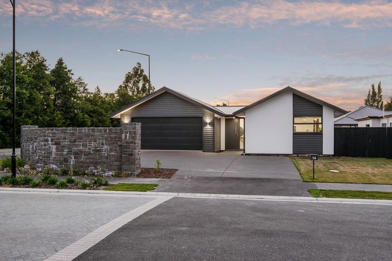 Photo of property in 14 Nickel Drive, Prebbleton, 7604