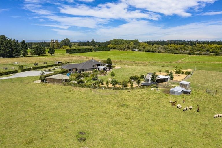 Photo of property in 449 Barkers Road, Loburn, Rangiora, 7472