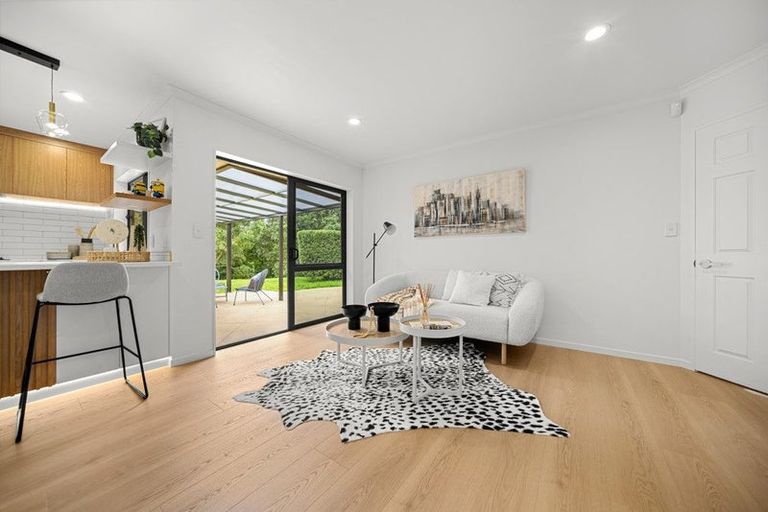 Photo of property in 3 Samuel Cross Place, Greenhithe, Auckland, 0632