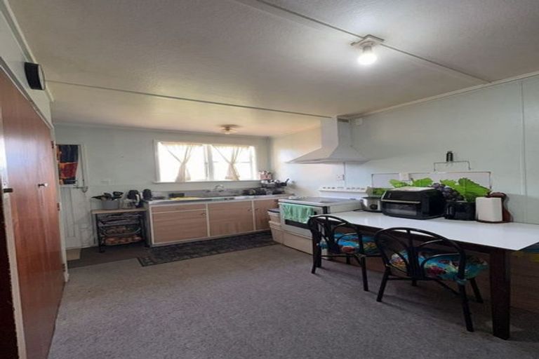 Photo of property in 2 Joseph Grove, Elderslea, Upper Hutt, 5018