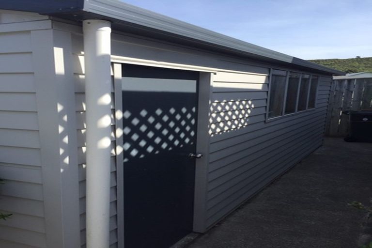 Photo of property in 245a Mitchell Street, Brooklyn, Wellington, 6021