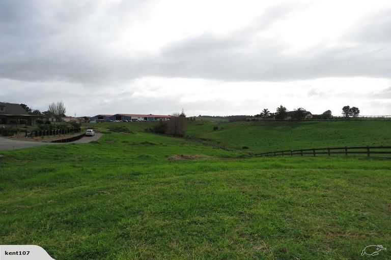 Photo of property in 6 Ambedkar Way, Pukekohe, 2120