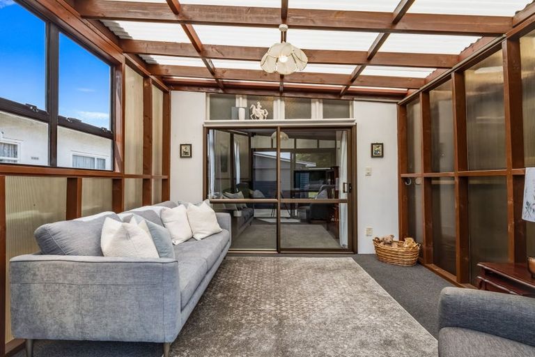 Photo of property in 1 Gunn Street, Gonville, Whanganui, 4501