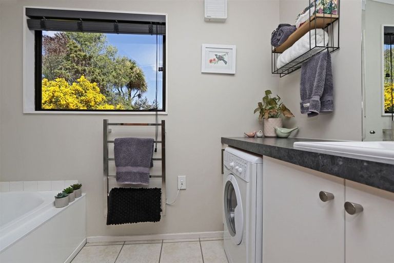Photo of property in 9 Reeve Drive, Havelock North, 4130
