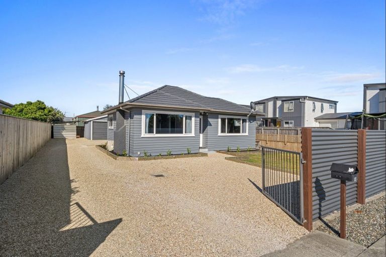 Photo of property in 42 Bateup Road, Richmond, 7020