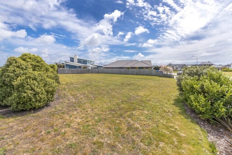 Photo of property in 47 Lamorna Road, Parklands, Christchurch, 8083