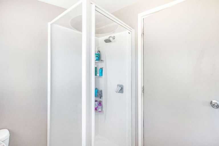 Photo of property in 33 Aotea Crescent, Gore, 9710