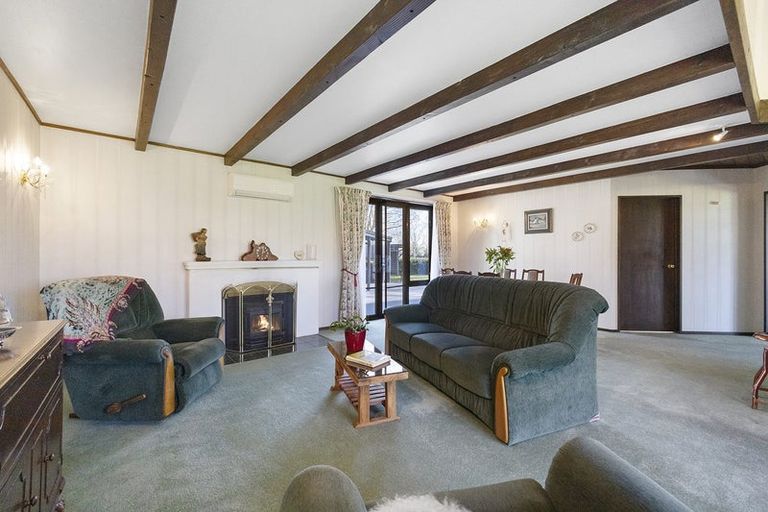 Photo of property in 145 Racecourse Road, Cambridge, 3493