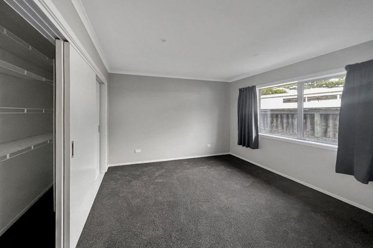 Photo of property in 16 Seddon Street, Takaro, Palmerston North, 4412