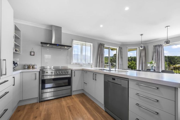 Photo of property in 2 Pukeko Place, Picton, 7220